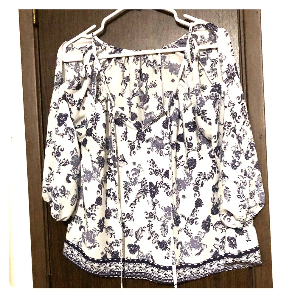 Beautiful ladies cold shoulder top
